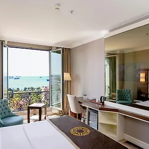 The Grand Mira Business Hotell